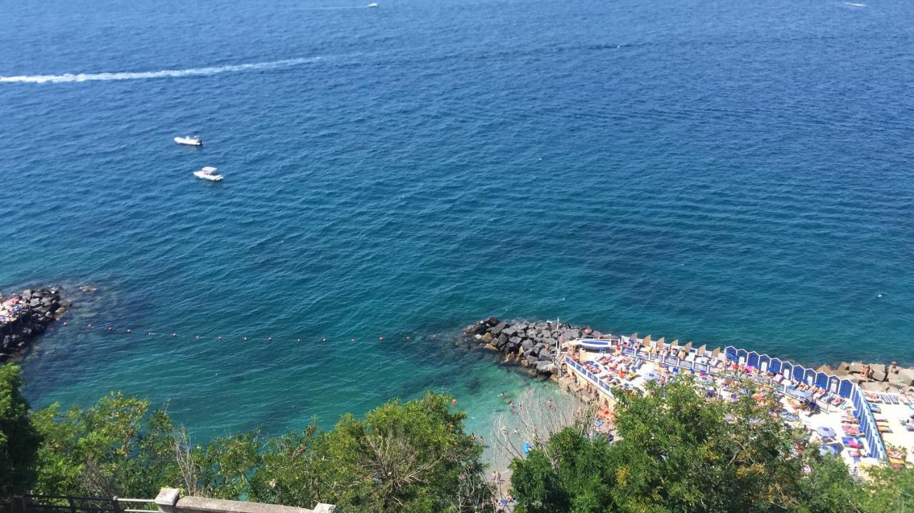 A Plane In The Sky Βίλα Castellammare di Stabia Εξωτερικό φωτογραφία