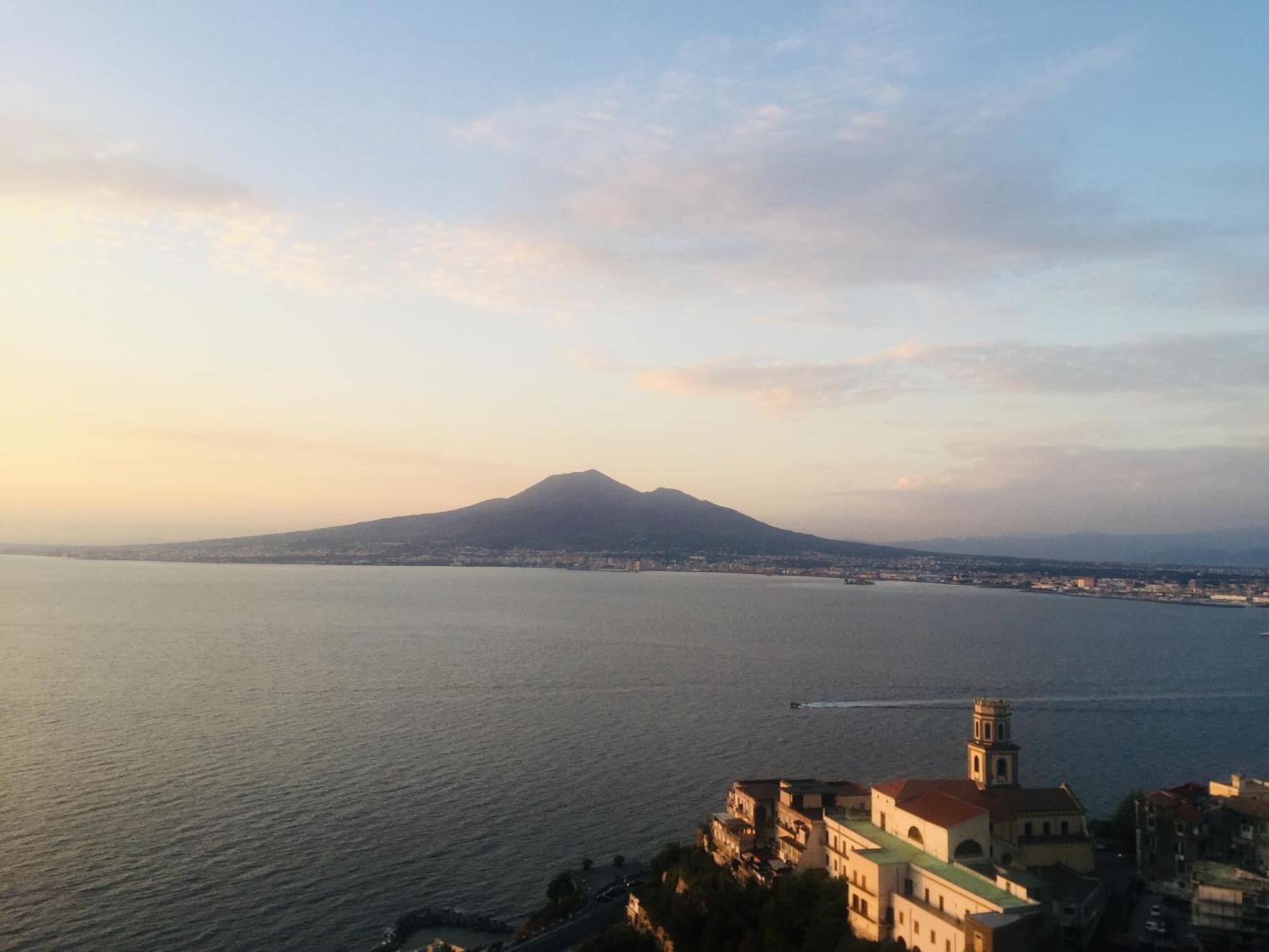 A Plane In The Sky Βίλα Castellammare di Stabia Εξωτερικό φωτογραφία